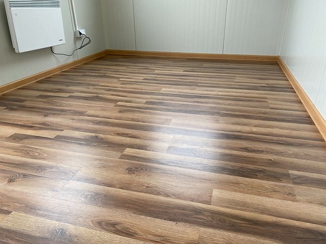 Contenedor 4×2,40m Oficina Jardín privado – Image 4